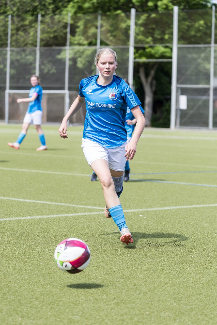 Bild 331 - wBJ SC Condor - VfL Pinneberg : Ergebnis: 3:2